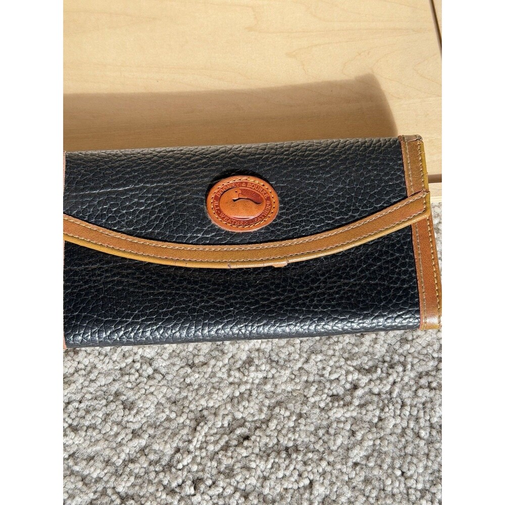 Vintage Dooney & Bourke All-Weather Leather Tri-Fold Wallet